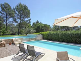 Gorgeous Villa in Bagnols-en-Forêt - Bagnols-en-Forêt - 1