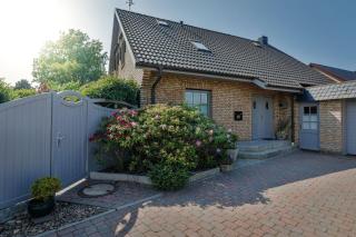 Haus-Blum-schoene-Ferienwohnung-in-absolut-ruhiger-Lage-in-Westerland - Westerland - 3