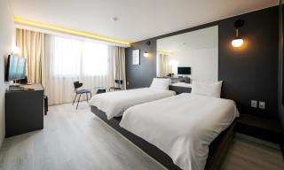 Pampas Hotel Jeju - Jeju - 3
