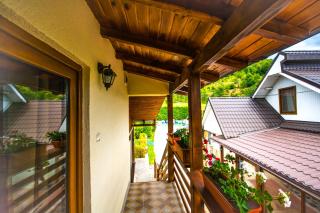 Casa cu Muri - Tîrgu Ocna - 1