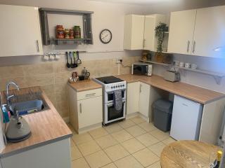 Laura Ashley cosy inner terrace - Barnsley - 5