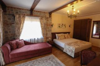 Vila Dante Boutique Hotel - Tushemisht - 8