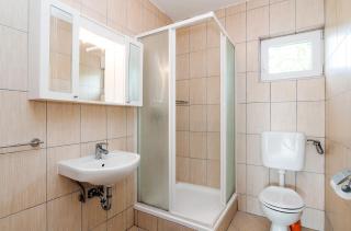 Apartman Iva-family holiday 250 m from pebble beach - 5