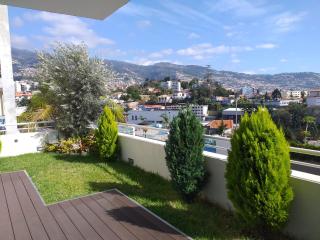 Mericia's Gorgeous View - Funchal - 9