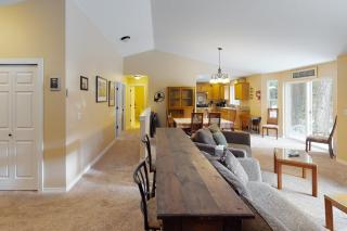 Lavender Lake Lodge - Pine Glen - 8