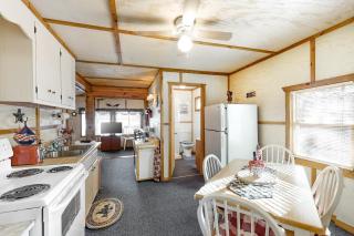 Catfish Cottage B - Eagle River - 2