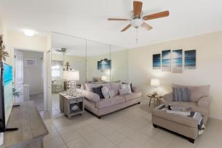 Peaceful condo with pool and brief walk to beach - 6