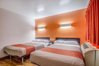 Motel 6-Conroe, TX - Conroe - 7