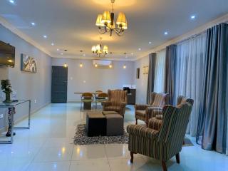 Airport lodge Newcastle - Newcastle - 0