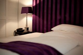 Hotel Aleksandra - Düsseldorf - 7