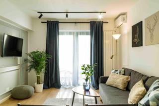 Bright Apartment - Top Location - City Balcony - Bucarest - 6