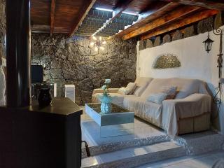 ALOELUX VILLA ! - Private Villa with Jacuzzi, cinema ,massage ,wonderful view, art desing villa - 1