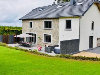 Holiday Home in Manhay near Ski Area - 0