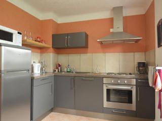 Holiday Home with Garden, Heating, Barbecue - Butgenbach - 6