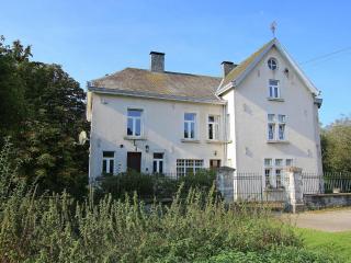 Mansion in Bastogne with Garden - Le Parque - 8