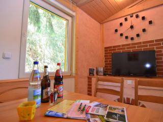 Beautiful holiday home with covered veranda - Friedrichroda - 4