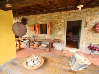 Cottage in Tuscany with Pool and Hot Tub - San Quirico - 7