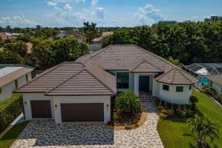 The Pink Flamingo - Marco Island - 2