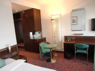 Hotel Schloss Schwarzenfeld - 7