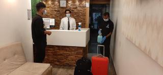 Hotel Amisha International - Surat - 6
