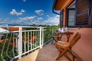 Apartment Karabaic by El-Pi Tours - Njivice - 9