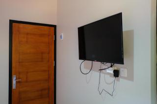 RedDoorz near Trans Studio Mall Cibubur 3 - Bogor - 4