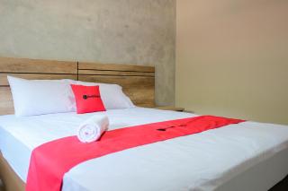 RedDoorz near Trans Studio Mall Cibubur 3 - Bogor - 2