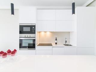 VACATION MARBELLA I El Dorado, 10 minutes walking to Puerto Banus, Great views, Golf Valley, Swimming Pool, Beach and Views - Marbella - 2