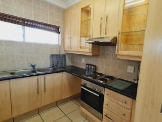 Santana Holiday Resort - Margate - 6