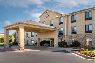 Comfort Inn & Suites Russellville I-40 - 9