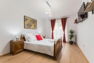Roberta Studio - Braşov - 0