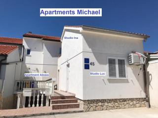 Apartments Michael & Petra , Omisalj, Insel Krk, Kroatien - Omišalj - 1