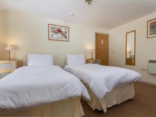 Elim House - 7