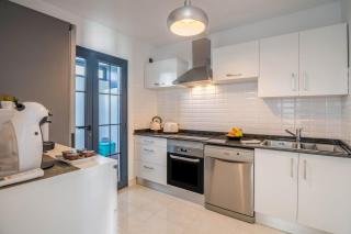 Villa Esmeralda - 1