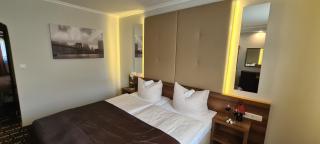 Hotel zur Riede bei Bremen - Delmenhorst - 1