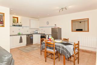 Stone cottage with modern cosy interior near to Josselin Perfect retreat for Writers or Star Gazers - Guégon - 3
