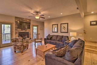 The Captains Quarters in Rogers with Covered Porch! - 6