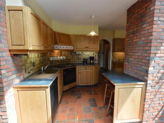 Lovely Holiday Home in Merksplas with Fenced Garden - 2