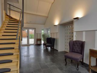 Monastery Stay in Limburg Blossom Region - Saint-Trond - 4