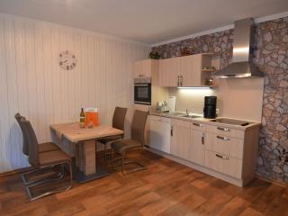 Modern holiday home idyllic setting with terrace - Medebach - 9