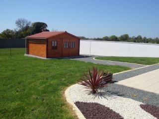 Holiday Home in Avrillé near Sandy Beaches - Saint-Hilaire-la-Forêt - 4
