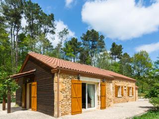 Picturesque holiday home with pool - 5