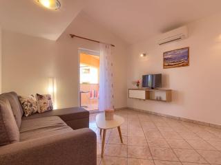 Villa in Peroj with Pool near Beach - Peroj - 4