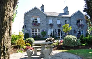 Highfield House Guesthouse - Trim - 4