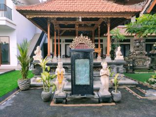 Pondok DenAyu Homestay - Kuta - 3