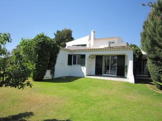 Villa in Albufeira with Pool & Ocean Views - Albufeira - 3