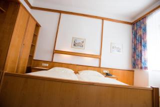 Hotel-Garni Goldenes Kreuz - 8