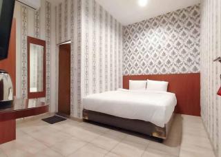 RedDoorz Plus @ Jalan Letda Sujono Medan 2 - Pulauberayan Dadap - 0