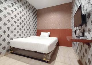 RedDoorz Plus @ Jalan Letda Sujono Medan 2 - Pulauberayan Dadap - 4