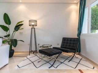 VACATION MARBELLA I Jardines de Ventura del Mar, Walk to Puerto Banus Marina, A minute from the beach, Groundfloor, Family Friendly and Pool - Marbella - 3